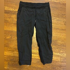 lululemon athletica dance studio crop 25”